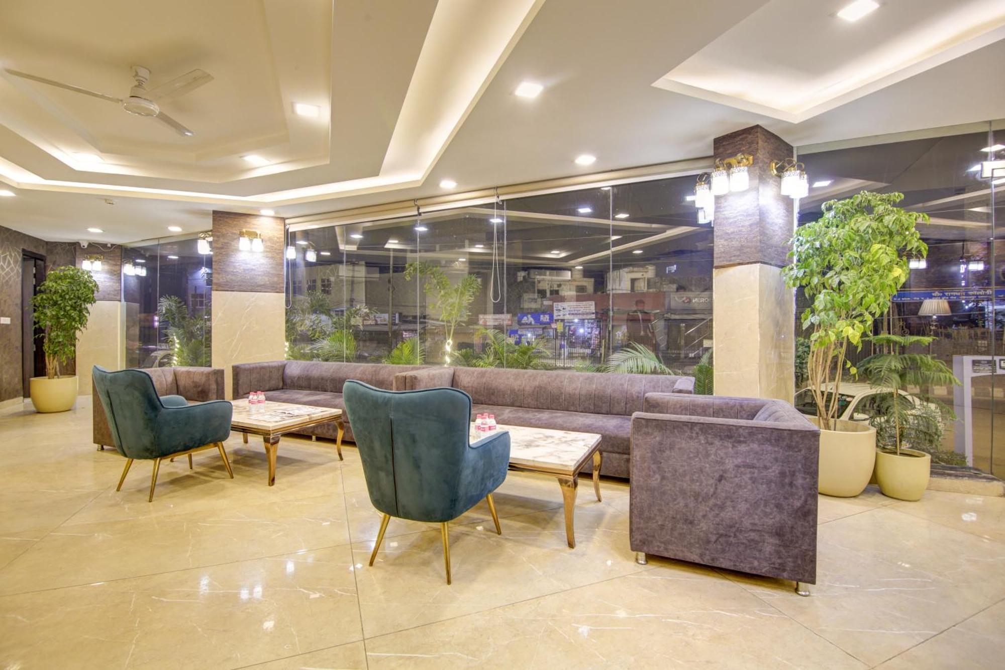 Hotel Prithvi-Raj Near Delhi Airport Ню Делхи Екстериор снимка