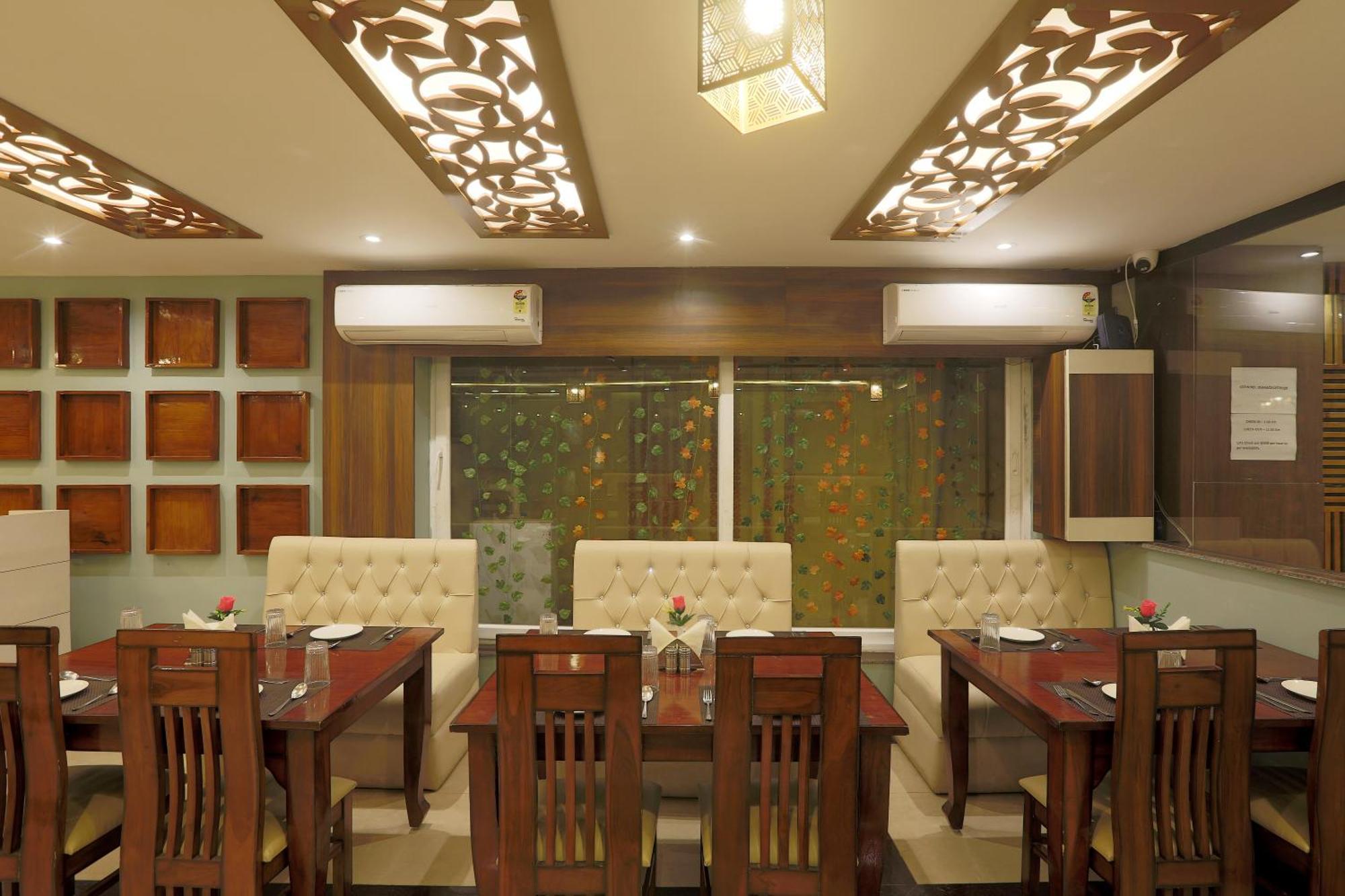 Hotel Prithvi-Raj Near Delhi Airport Ню Делхи Екстериор снимка